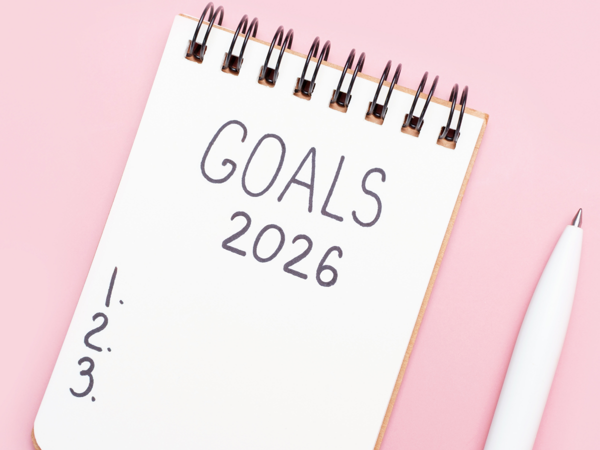 notepad-and-pen-2026-goals